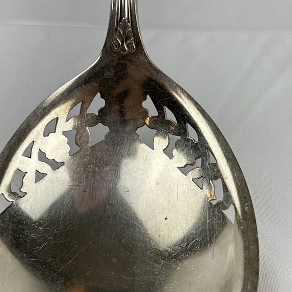 HAWTHORNE 1908 by Rockford Silver Plate Co. Pierced Berry Spoon - Picture 3 of 8